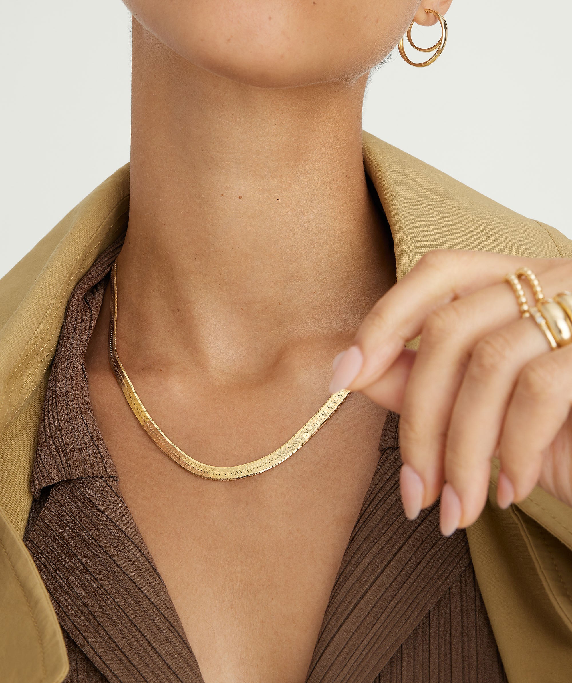 Bold Herringbone Chain Necklace - Image 4