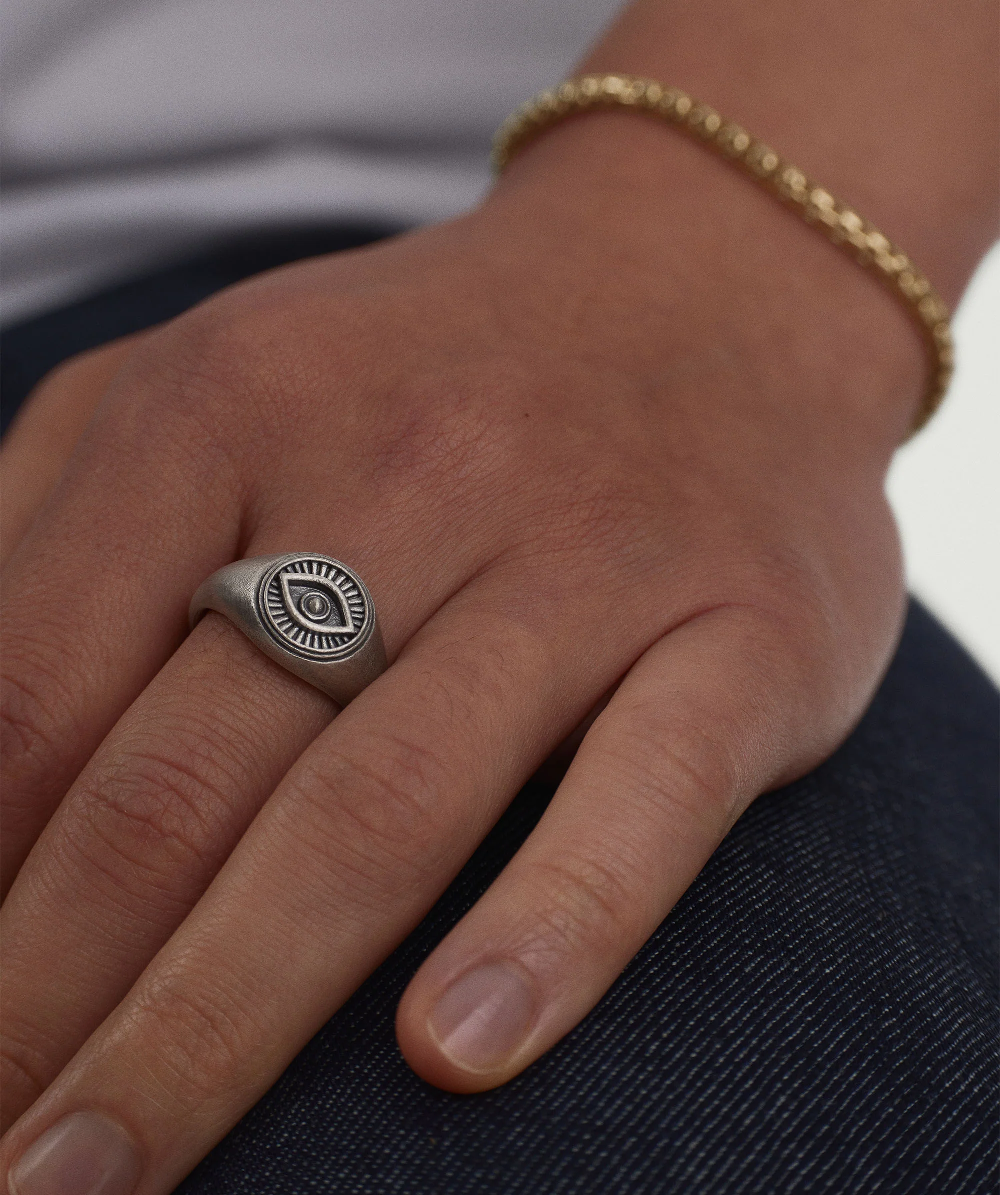 Courage Signet Ring - Image 6