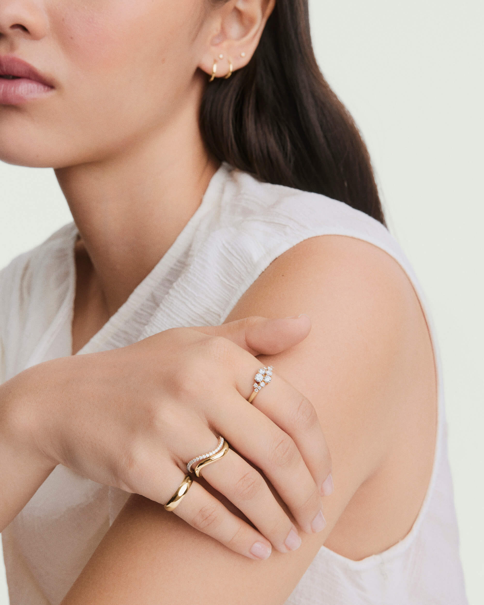 Diamonds Cluster Ring - Image 12