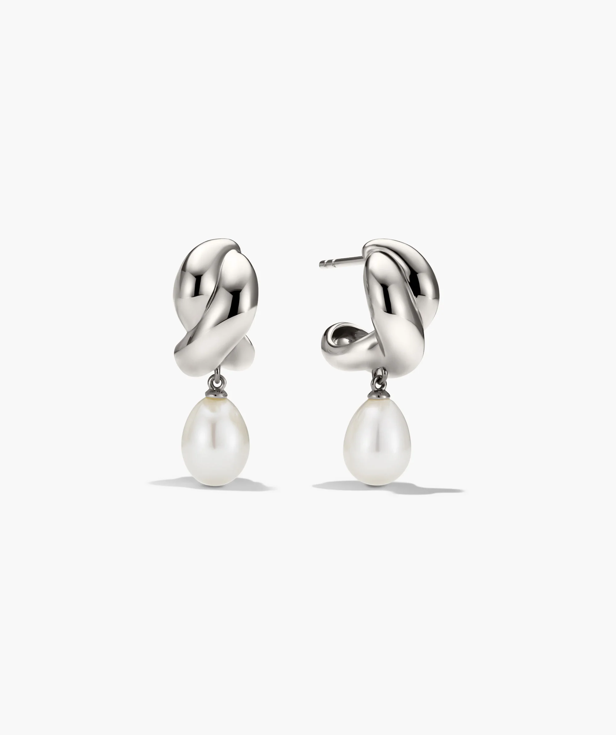 Dôme Brioche Pearl Drop Earring - Image 3