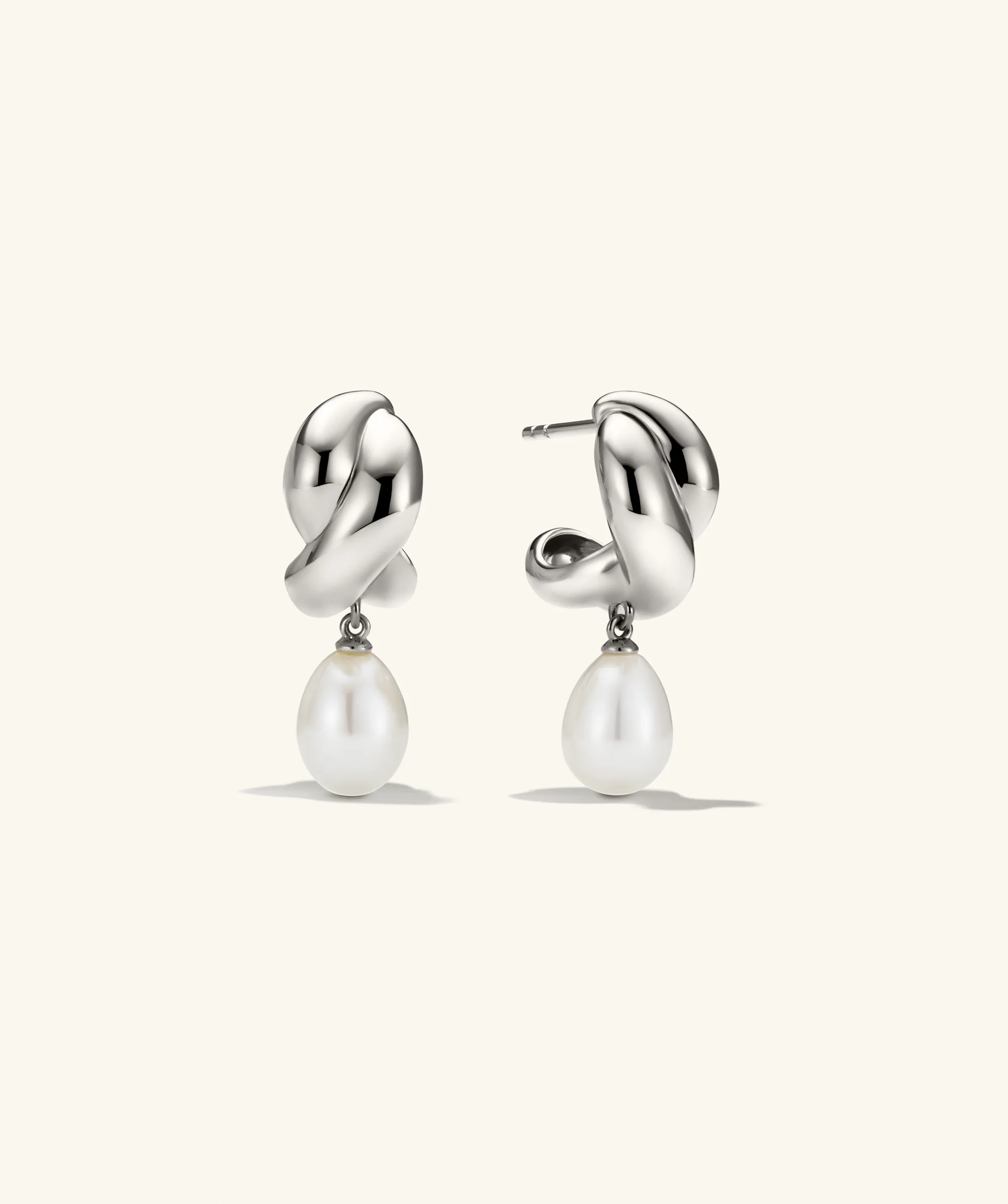 Dôme Brioche Pearl Drop Earring - Image 5