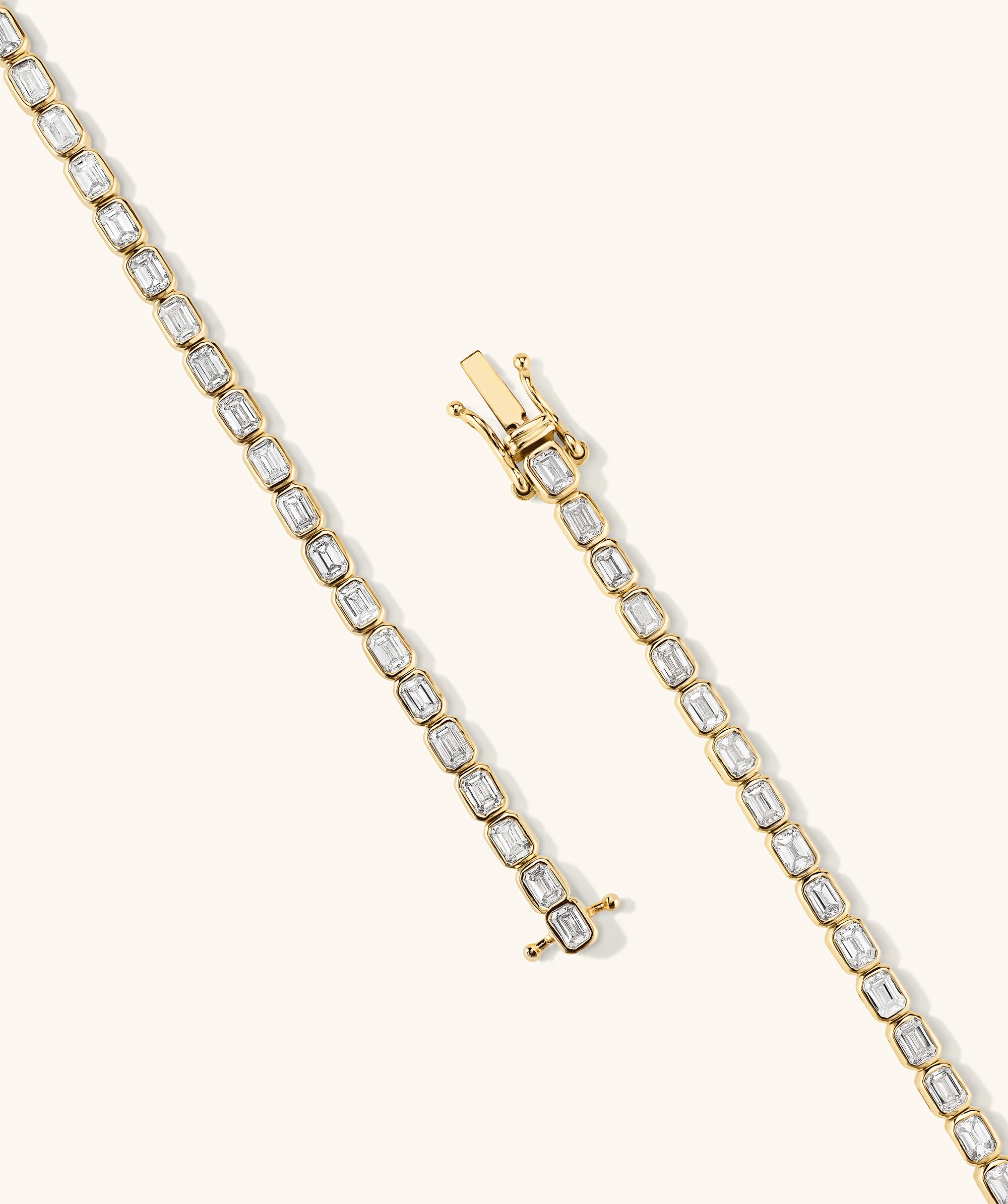 Lab Grown Diamond Emerald Cut Bezel Tennis Bracelet - Image 5