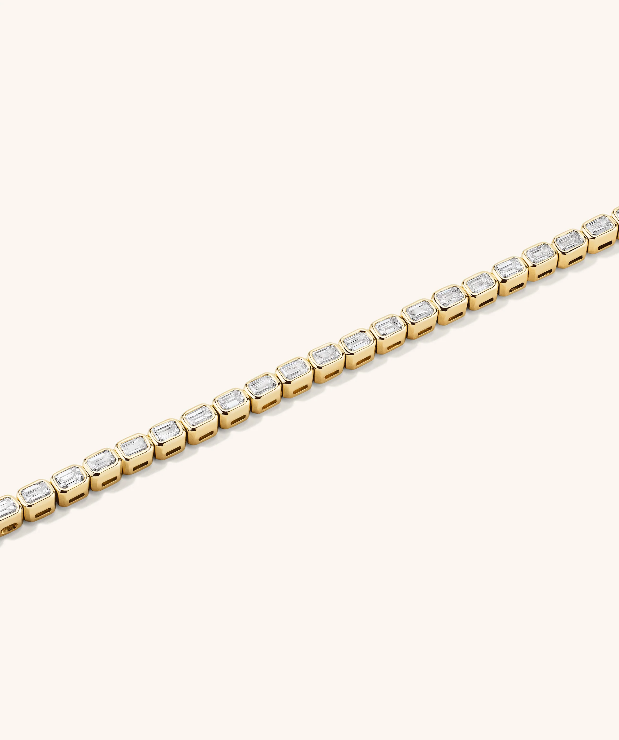 Lab Grown Diamond Emerald Cut Bezel Tennis Bracelet - Image 7