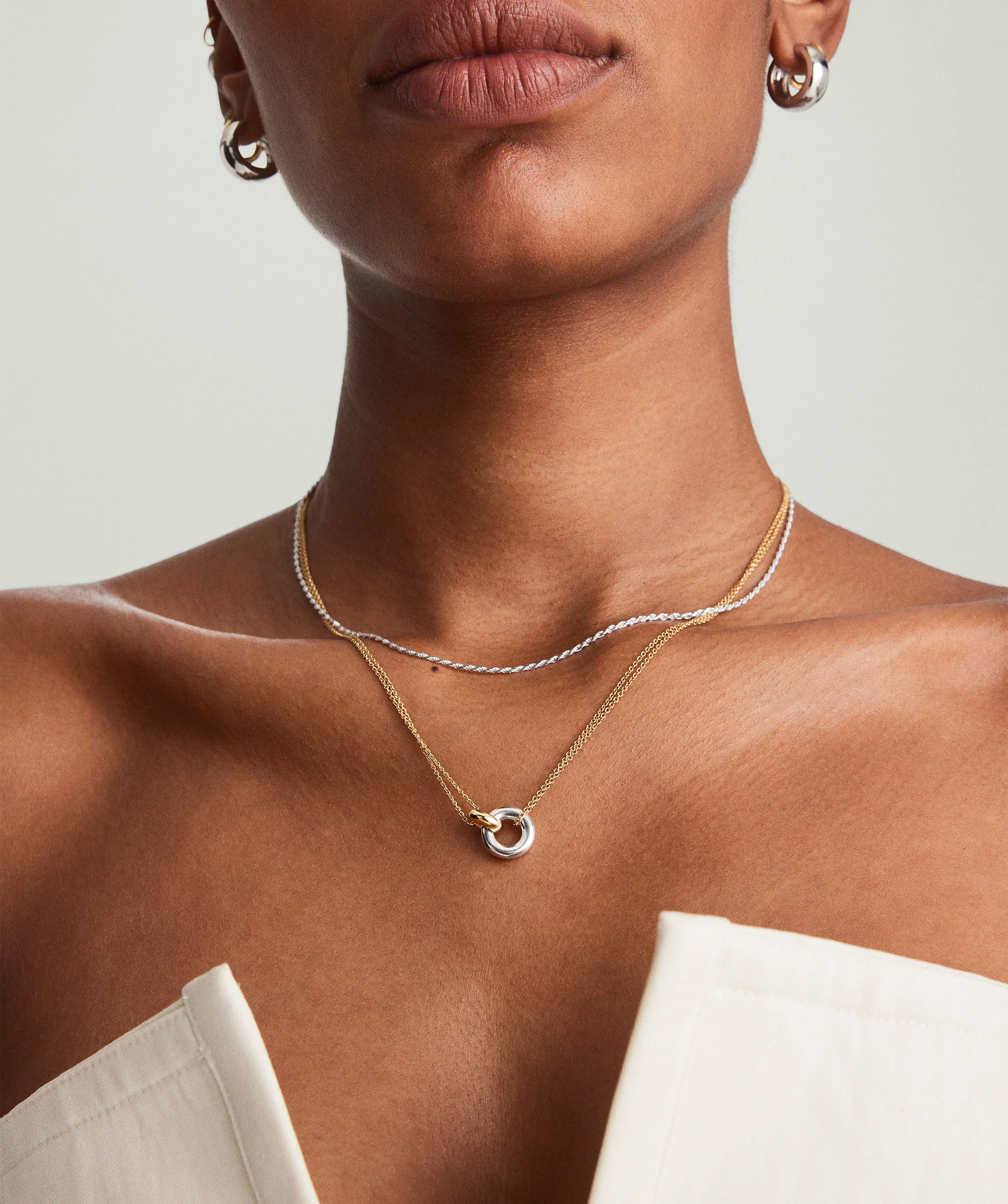 Linked Two-Tone Necklace - Image 3