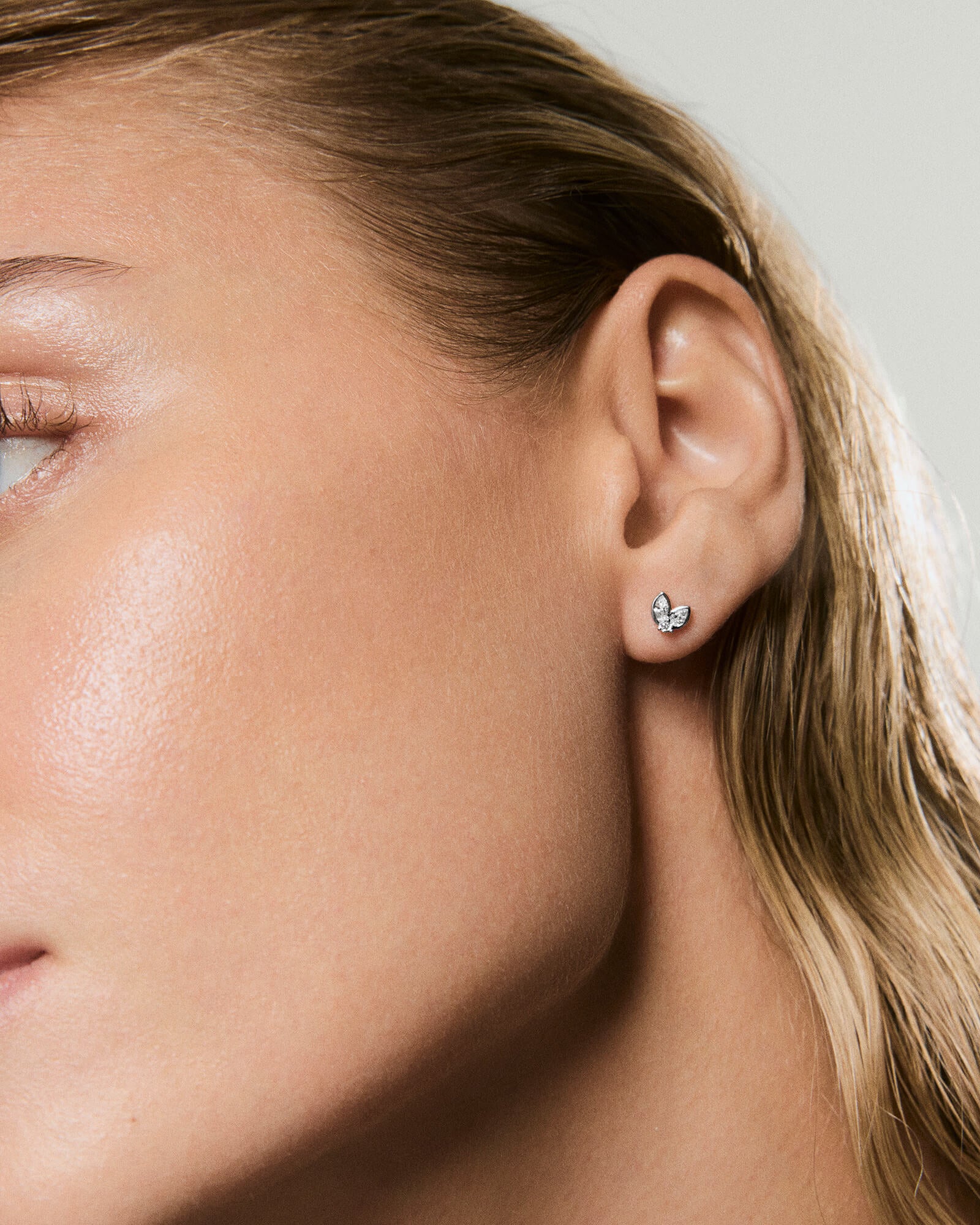 Piercing Studio - Single Lab Grown Diamond Petal Stud - Image 2
