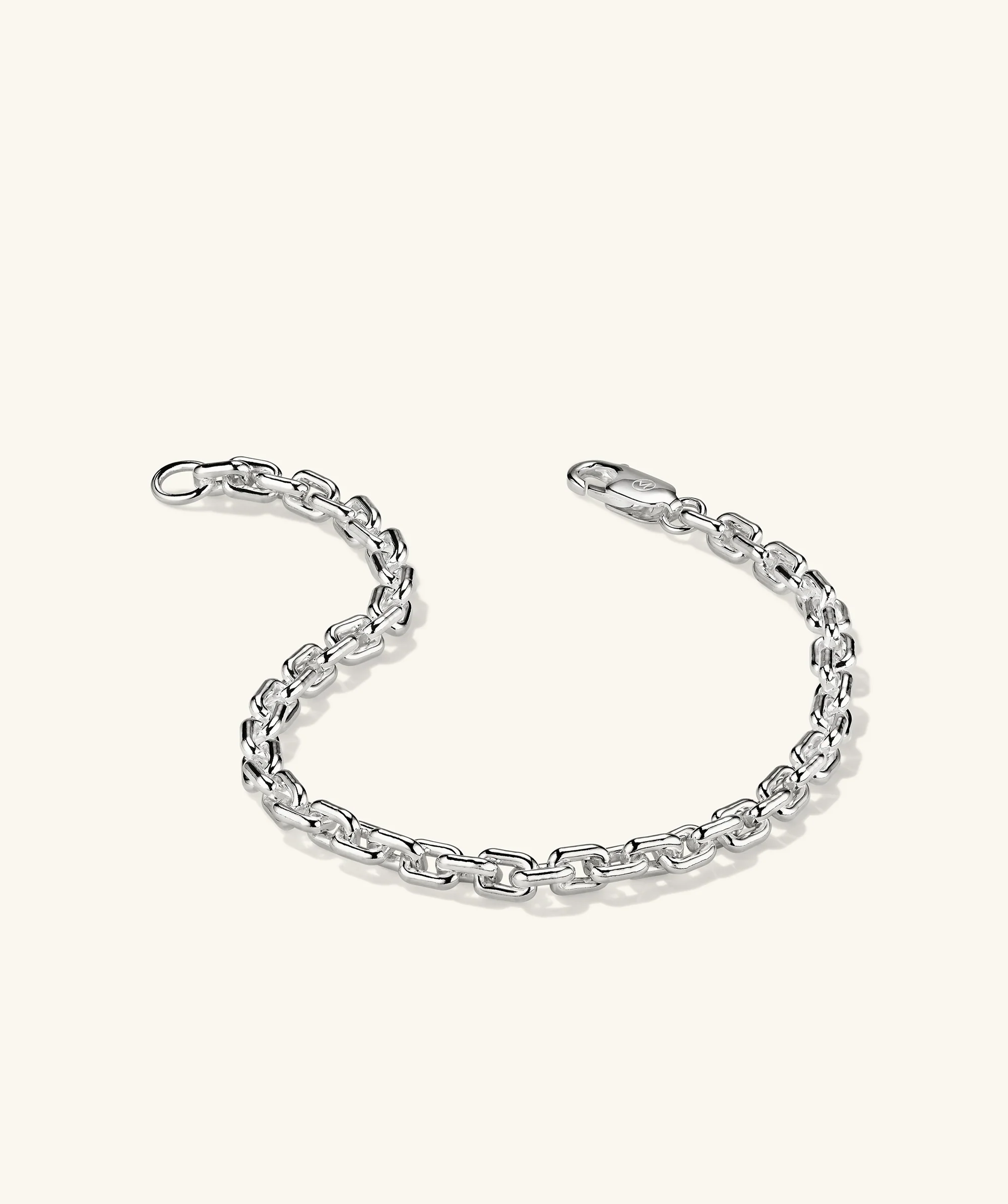 Trace Rectangle Chain Bracelet Migrated - Image 4