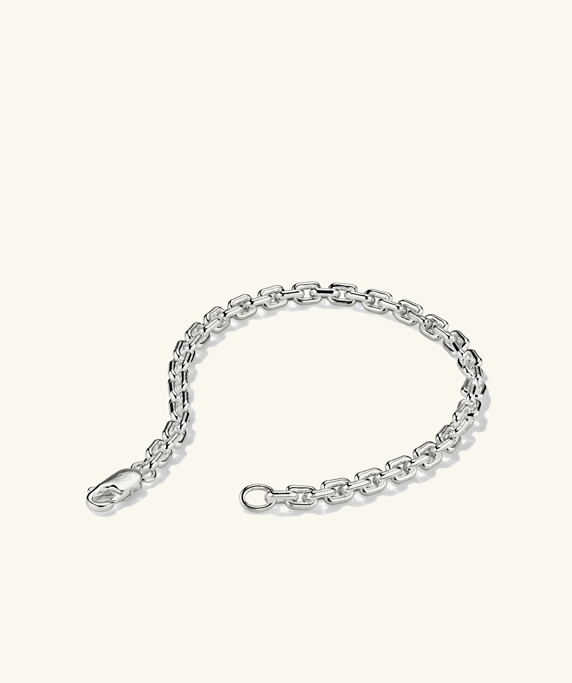 Trace Rectangle Chain Bracelet Migrated - Image 5